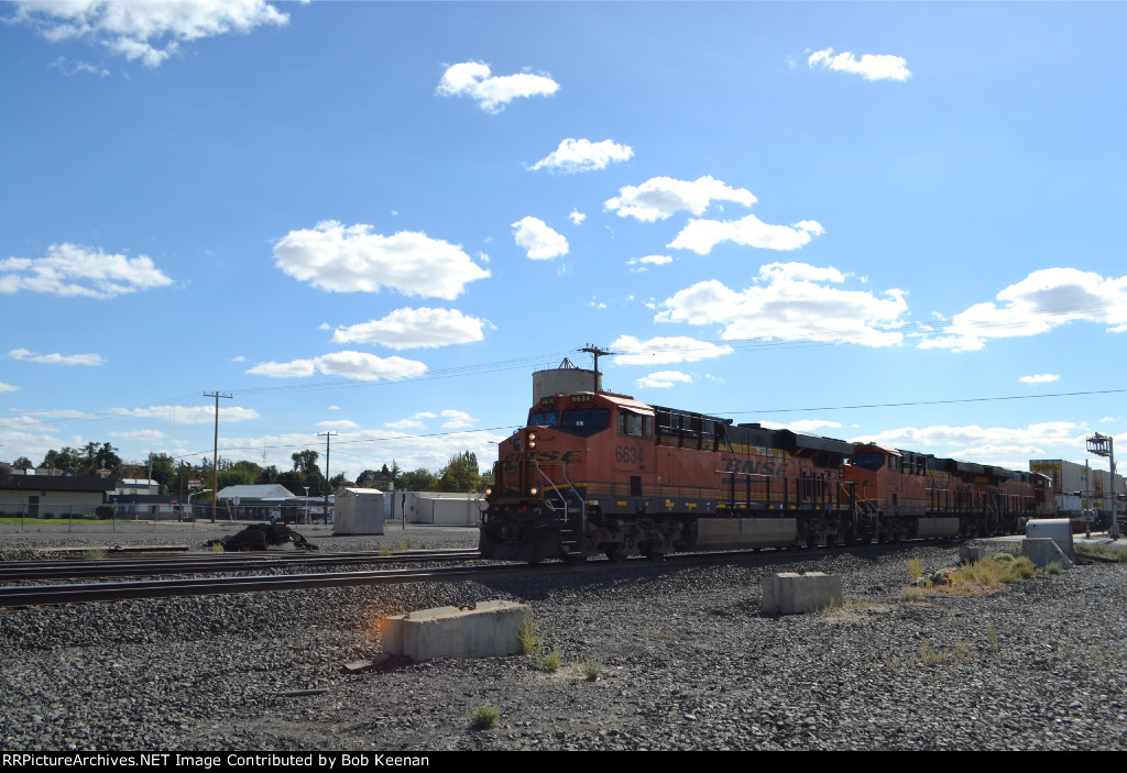 BNSF 6634